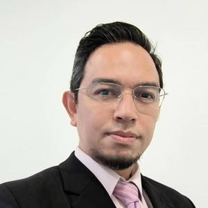 Tuan Mohd Shahafeez Shaharis (Consul General of Malaysia in Shanghai)